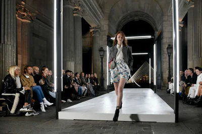 Look 3